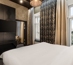 Люкс с видом на город в Radisson Соня