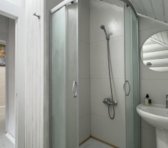 Коттедж стандарт с 6 двуспальными кроватями в Solox_live