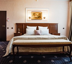 LUXE в Форум