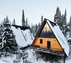 Дом А-фрейм с 3 спальнями в Пижамы