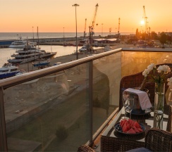 Апартамент с 3-мя спальнями, с кухней в Имеретинский