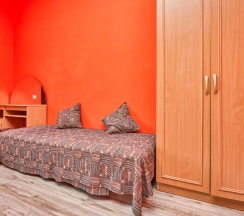 Четырёхместный семейный номер Standard с балконом и с красивым видом из окна в Ахимса