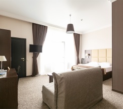 Полулюкс с балконом в Благодать