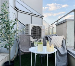 Видовая квартира на мансарде с террасой. Дом комфорт-класса "Royalpie". Царское село. НИИ Турнера, ЭКСПОФОРУМ. в Rauktis apartments