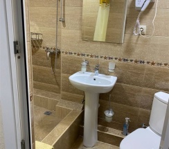 Номера с балконом 2-х местные в Валентина