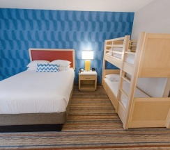 Номер корпус 1 в Howard Johnson by Wyndham Anaheim Hotel and Water Playground