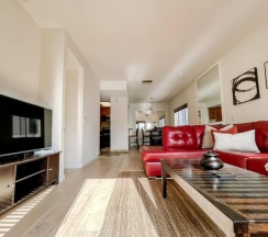 Апартаменты в Supreme 2BD/3BA Condo - Los Angeles