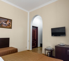 Трехместный номер в Бута