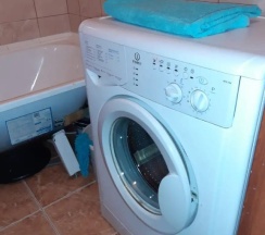 Двухместные апартаменты Comfort (двуспальная кровать) в Апартаменты SAMOцвет 9 на Киевской 3