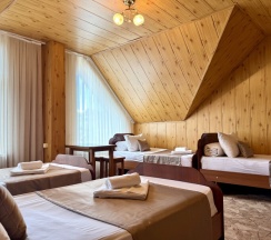 Четырёхместная комната эконом в Корнилофф от Травел Хотелс Антураж