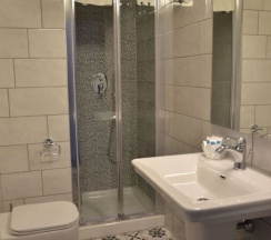 Двухместный номер Superior двуспальная кровать в Hotel Ariston