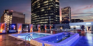 Мехико: Отель Galeria Plaza Reforma