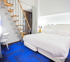 Номер Standard Дуплекс в Casual Ilbira Granada Hotel