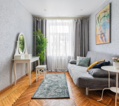 2-комнатные апартаменты улучшенные в Sutki Rent (Сутки Рент) с видом на набережную канала Грибоедова