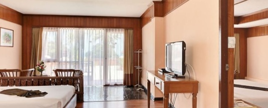 Четырёхместный семейный люкс в Aloha Resort