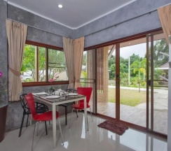 Бунгало Superior с 2 комнатами в Maikhao Home Garden Bungalow