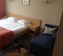 Трёхместный номер Standard с балконом и с видом на море в Шторм