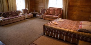 Хужир: Отель Набаймар