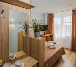 Номер «Стандарт» - 2-х местный однокомнатный, вид на море и бассейн в Виктория