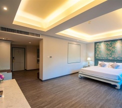 Двухместный полулюкс двуспальная кровать в Duangjitt Resort & Spa