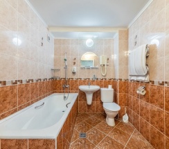 ПОЛУЛЮКС в Фили