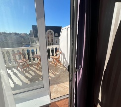 Семейный номер с большой террасой в Anastasia