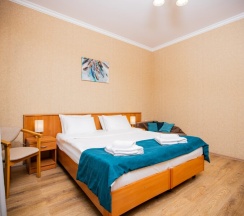 Семейный двухкомнатный до 6 гостей с балконом в Джульетта