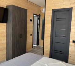 Двухместный номер Standard с красивым видом из окна двуспальная кровать в Golden House Hotel
