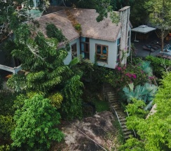 Двухместный номер Tropical (2 отдельные кровати) в M Village Phu Quoc