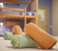 Четырехместный семейный номер в Nice hostel