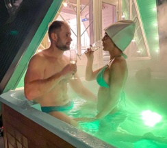Мятный дом в А у реки