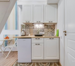 Люкс двухуровневый четырехместный в Sokroma Фонтанный дом