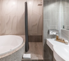 KING LUXE в Kamarooms Business Hotel&Spa