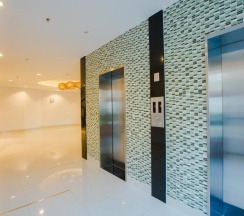 Полулюкс с балконом в W Phuket Residences