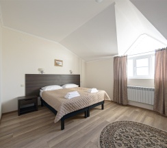 Полулюкс в Лагуна