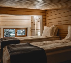 Коттедж двухуровневый с балконом в Валдайский теннисный клуб