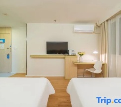 Двухместный номер Standard (2 отдельные кровати) в Hanting Hotel Shanghai Huanqiugang