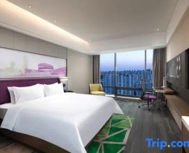 Двухместный номер Superior двуспальная кровать в Hampton by Hilton High-speed Railway Station