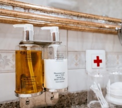 Улучшенный двухместный номер с 2 отдельными кроватями в Ring Premier Hotel