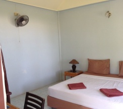 Бунгало с балконом в Good Days Lanta Beach Resort
