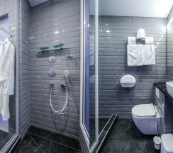 Номер улучшенный с 1 двуспальной кроватью в Алекс