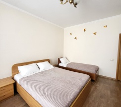 Четырехместный номер Студио в Крыжовник