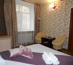 ПОЛУЛЮКС в Лефортовский дворик