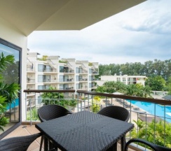 Люкс с 2 комнатами с балконом в Dewa Phuket Resort & Villas
