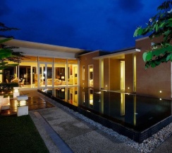 Люкс Пентхаус с 4 комнатами в Splash Beach Villa Resort
