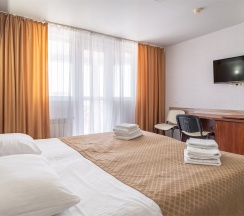 Стандартный (Стандартный однокомнатный 2-х местный номер с балконом) в Odeon