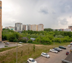 Апартаменты с 2 комнатами с балконом в RentAp (РентАп) на улице Николая Смирнова 7