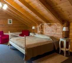 18-ти местный дом в Прибрежном поселке в Бутик