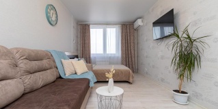 Омск: Апартаменты Happy House на улице Взлетная