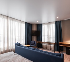 Улучшенный с диваном в Kravt Hotel Kazan Airport